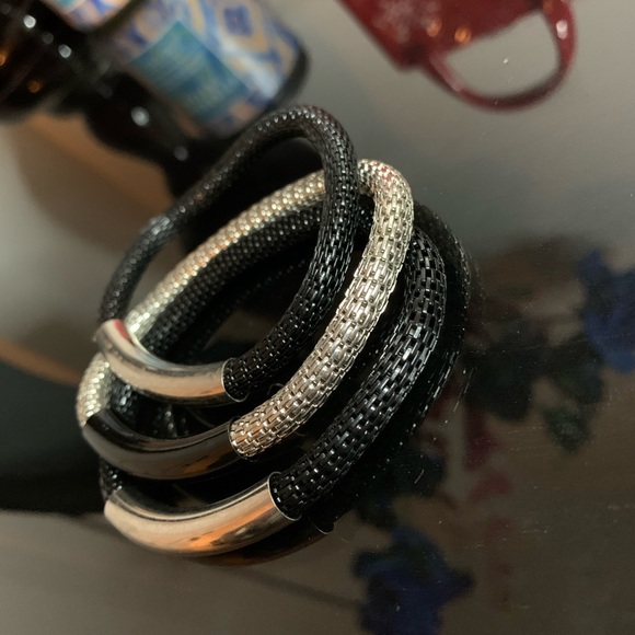 3 black&silver bracelets 🖤🤍 - Picture 4 of 5